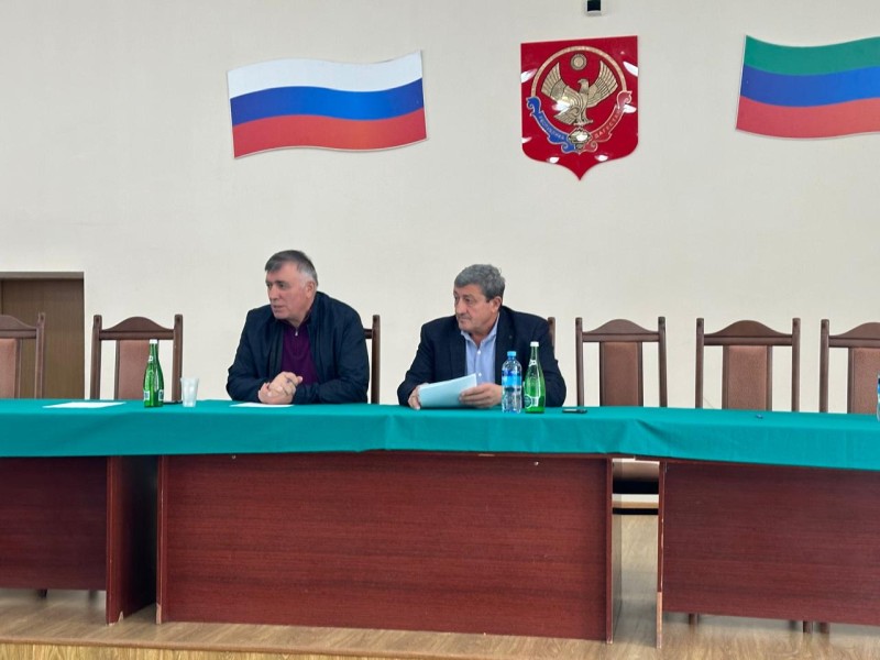 Вопросы зимовки и биркования животных обсудили в Тарумовском районе
