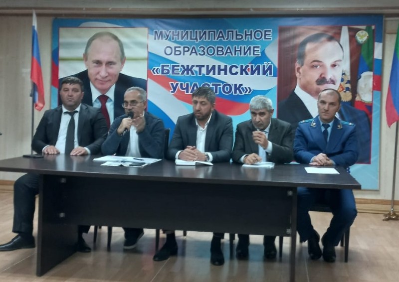 Вопросы социально-экономического развития обсудили в Тляратинском, Цунтинском районах и Бежтинском участке
