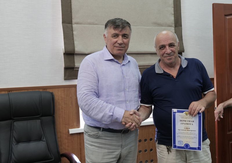 Награждение в Комитете