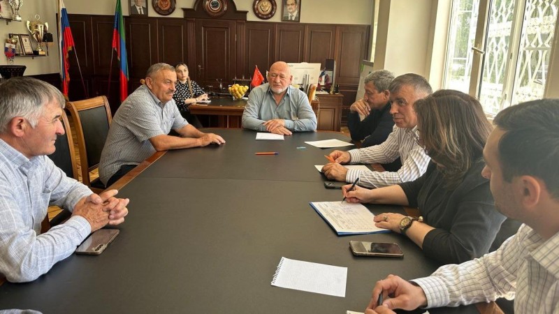 Председатель Комитета провел выездной прием граждан в Унцукульском районе