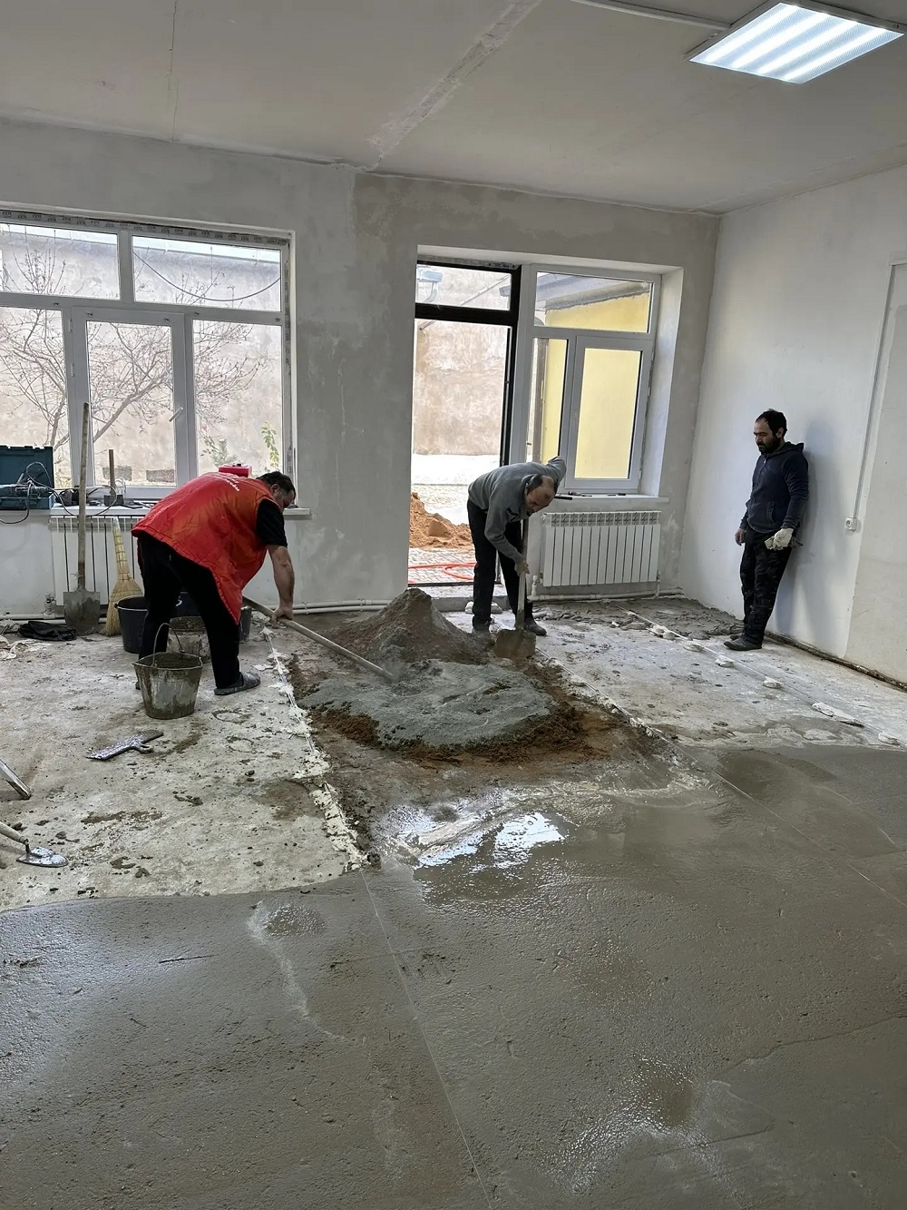 В здании Дербентского ветуправления проводятся ремонтные работы