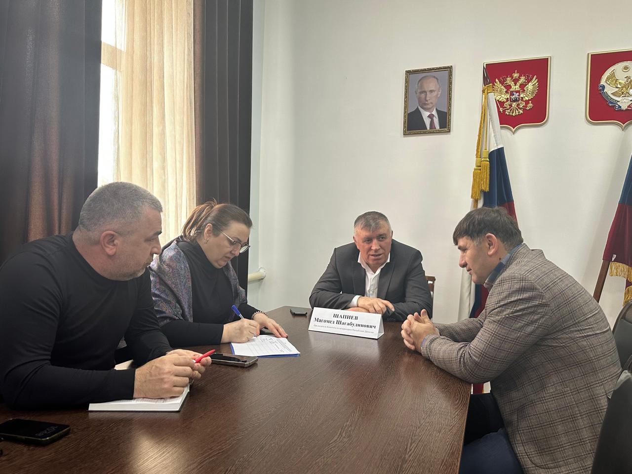 Председатель Комитета провёл выездной приём граждан в Карабудахкентском районе