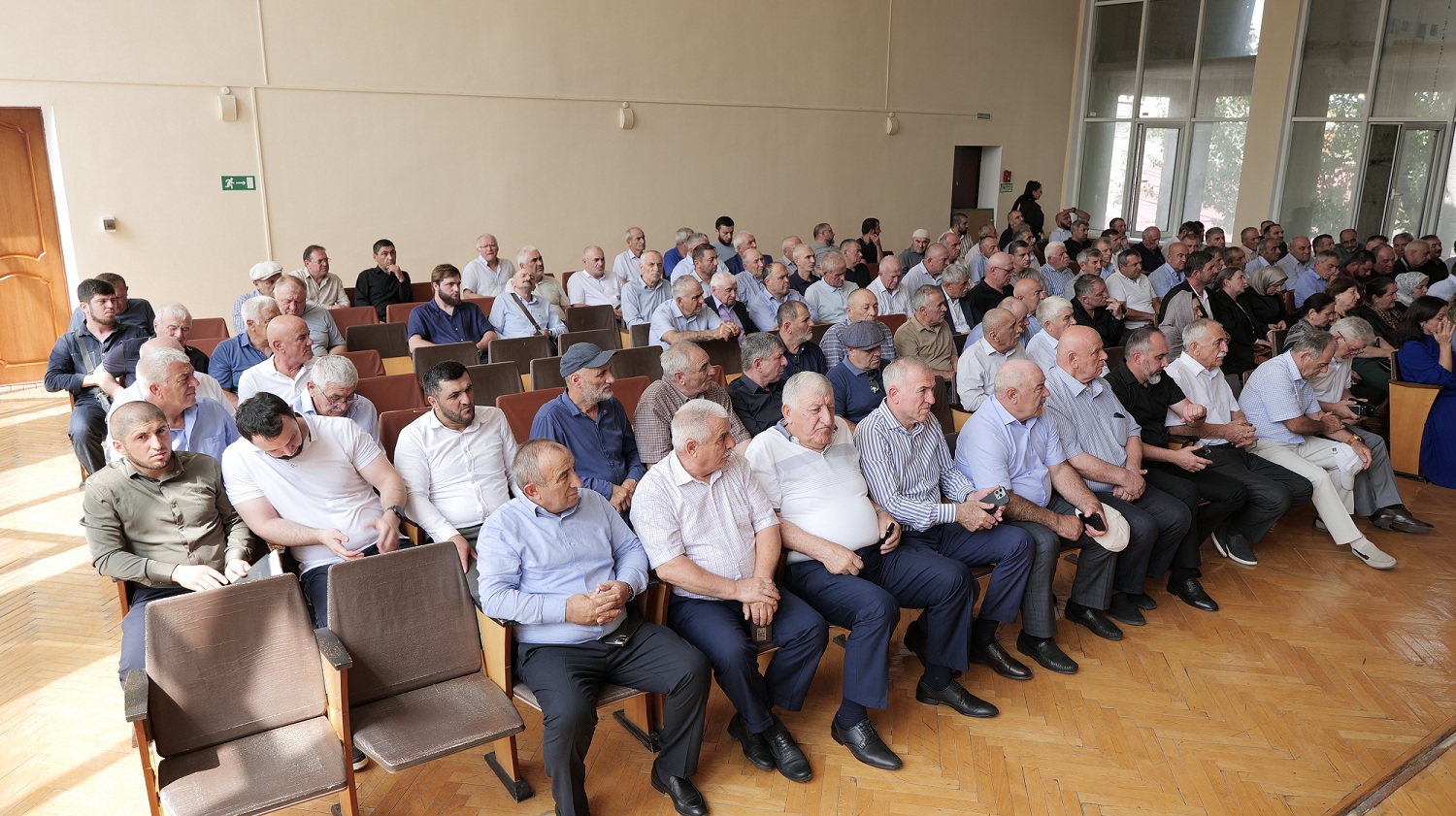 Состоялось торжественное собрание, посвященное Дню ветеринарного работника